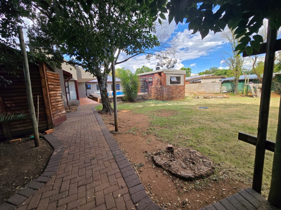 4 Bedroom Property for Sale in Dan Pienaar Free State